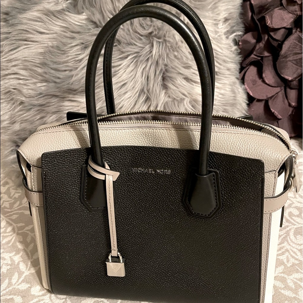 Michael Kors Belted Mercer